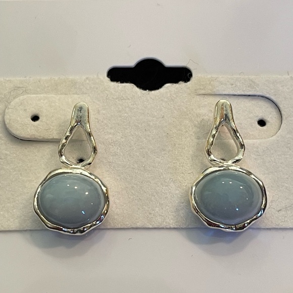 Grace & Heart Skylight Earrings - Picture 2 of 7